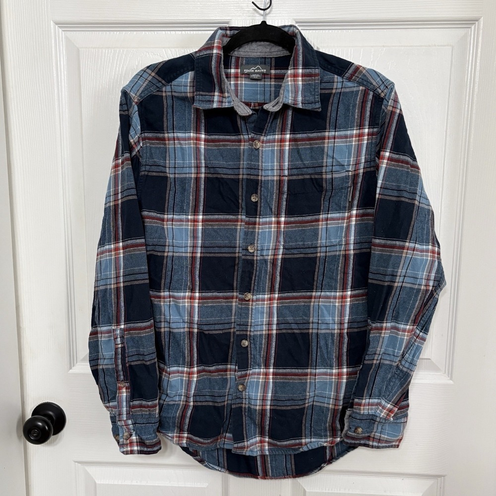 Eddie Bauer Flannel Shirt Men's Size Medium Plaid Button Up Pocket Logo Cotton